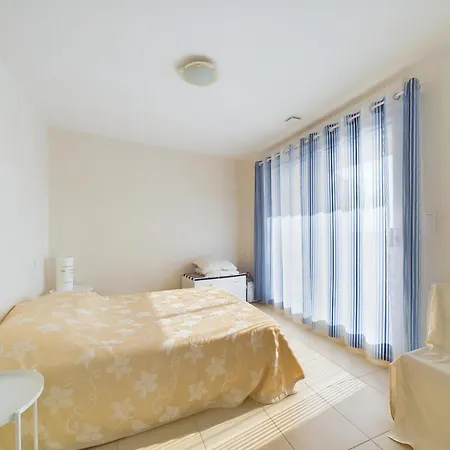 Maison Familiale 6 à Sur Avec Jardin - Wifi - Fr-1-231-346 Hébergement de vacances